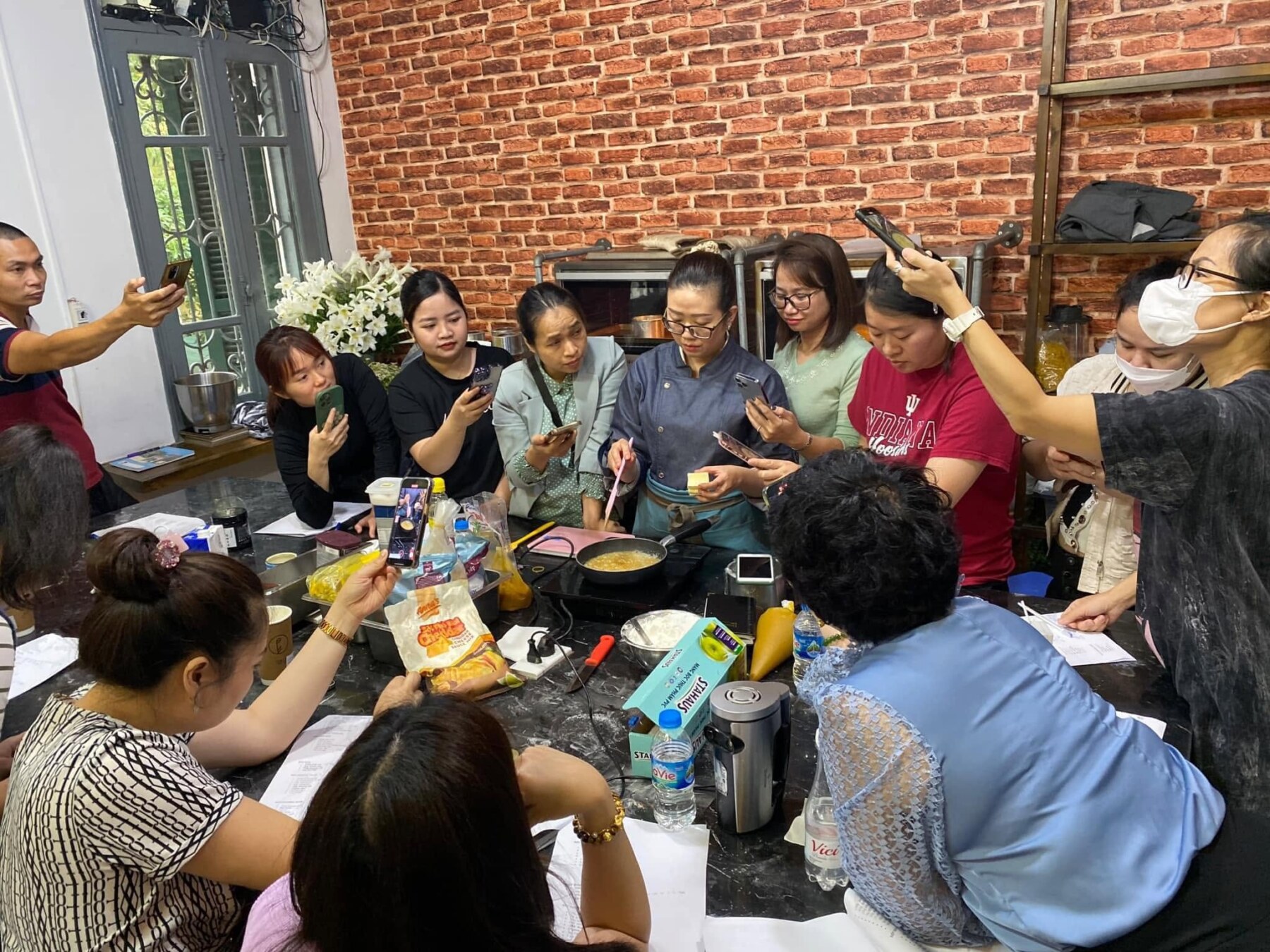Lớp Học Trực Tiếp
